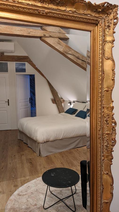 Le 14 Faubourg Bed & Breakfast Beaune  Bagian luar foto